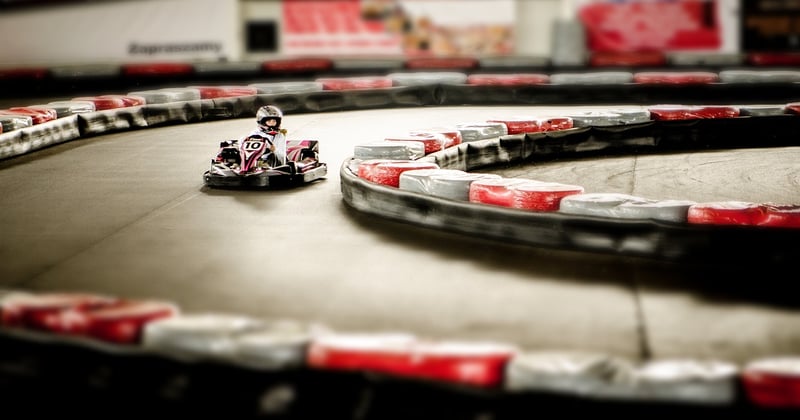 Choisir son premier moteur pour un kart de compétition : le guide complet
